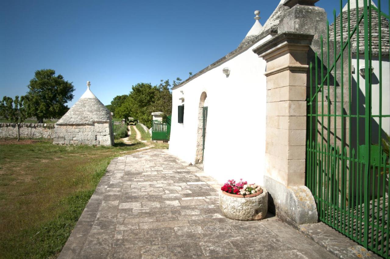 マルティナ・フランカ Trulli Sul Vignale In Masseria Santalachiccaヴィラ エクステリア 写真