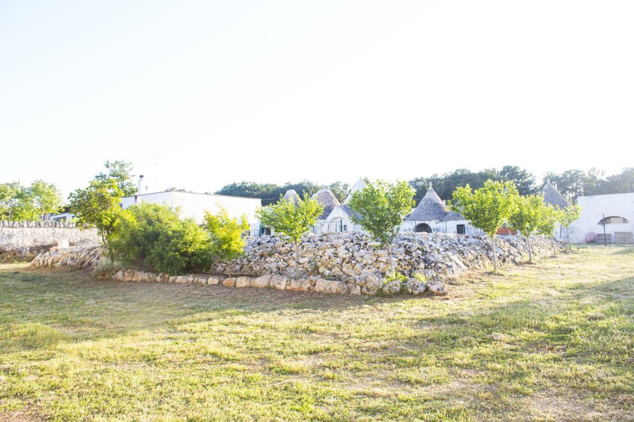 マルティナ・フランカ Trulli Sul Vignale In Masseria Santalachiccaヴィラ エクステリア 写真